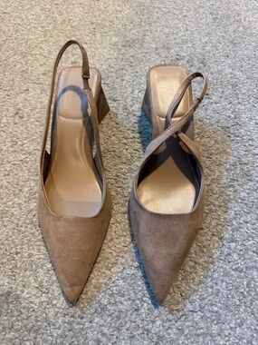 Beige Zara sling backs with gold accent